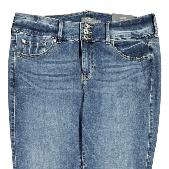 Torrid NWT Jegging Skinny Super Soft High Rise Jean Mesa Released Hem Stretch - Picture 4 of 10